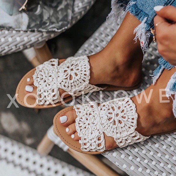Boho Floral Crochet Raffia Sandal Slides - Picture 8 of 15